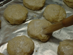 scone_brushtops