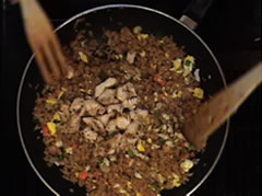 toss_rice