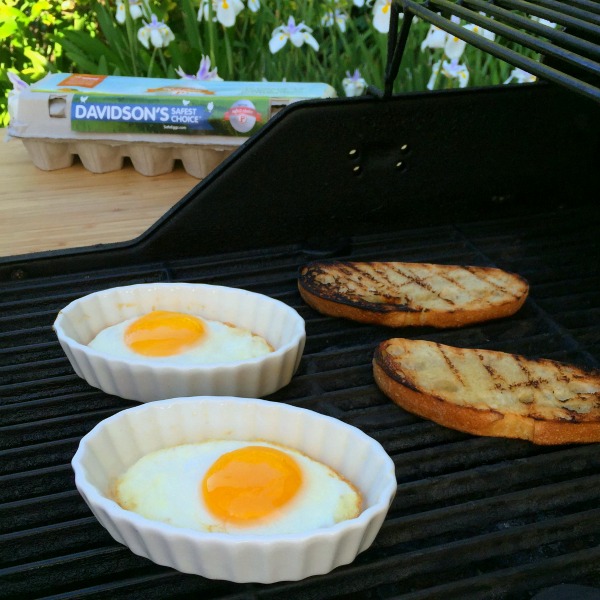 How to Make Eggs on the Grill Video f/ Davidson's Safest Choice Eggs