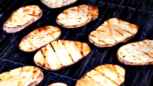 How to Make Grilled Potatoes Recipe
